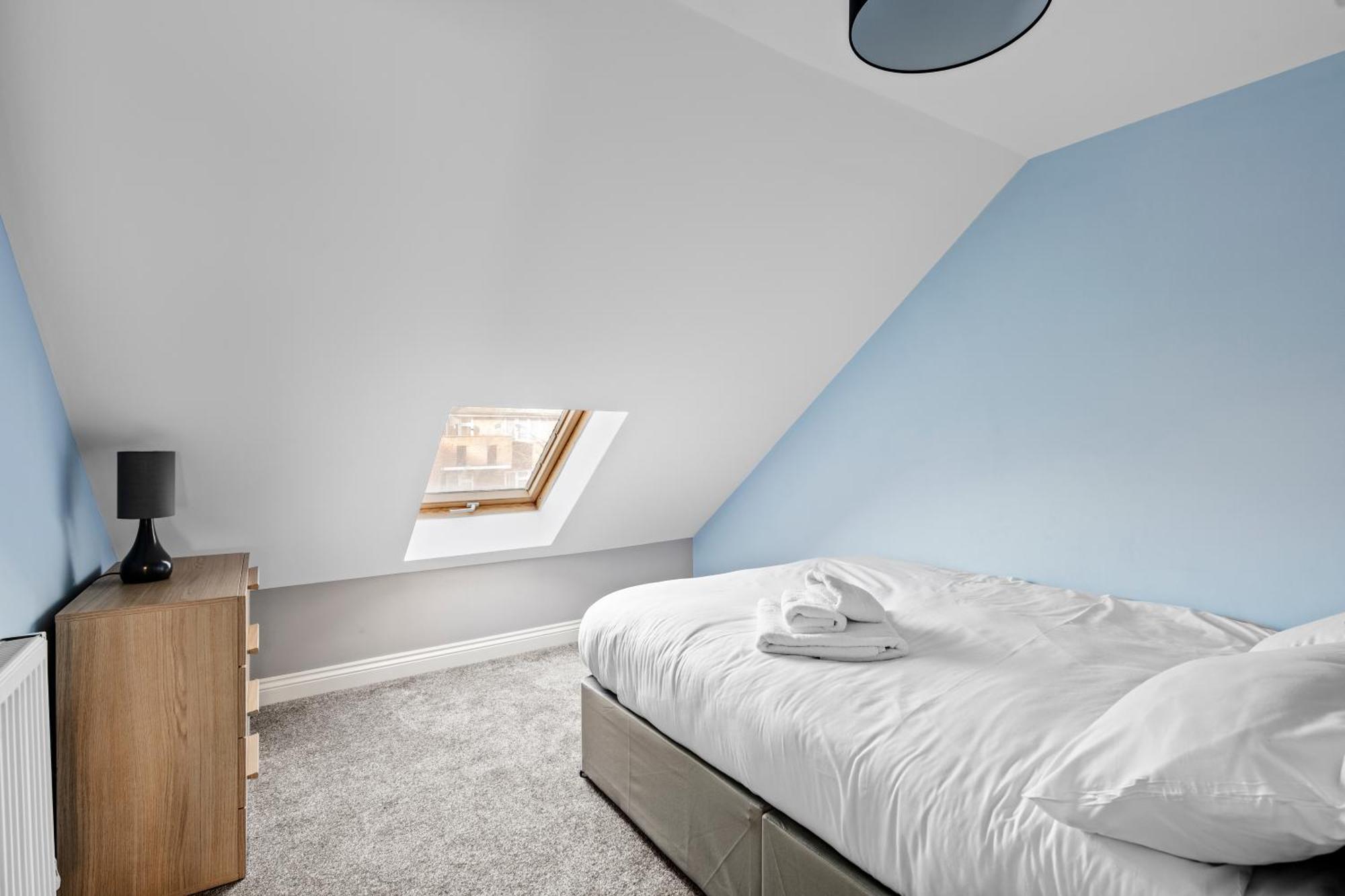 לונדון Cosy 2 Bedroom Flat In East Ham, Close To Excel מראה חיצוני תמונה